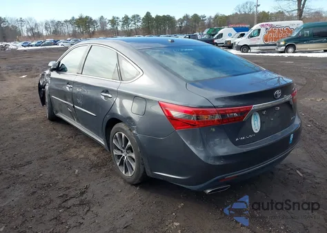 2017 Toyota Avalon Xle Premium z USA, uszkodzony, nr VIN 4T1BK1EB7HU258843
